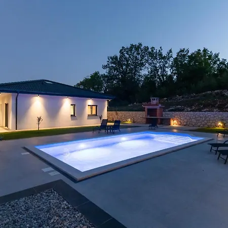 Cozy In With Sauna Holiday home