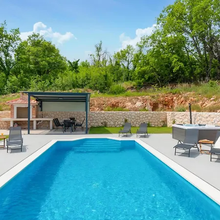 Lovely In With Outdoor Swimming Pool *