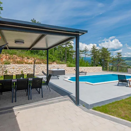 Lovely In With Outdoor Swimming Pool *